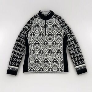 Title Nine Black and Gray Patterned Sweater